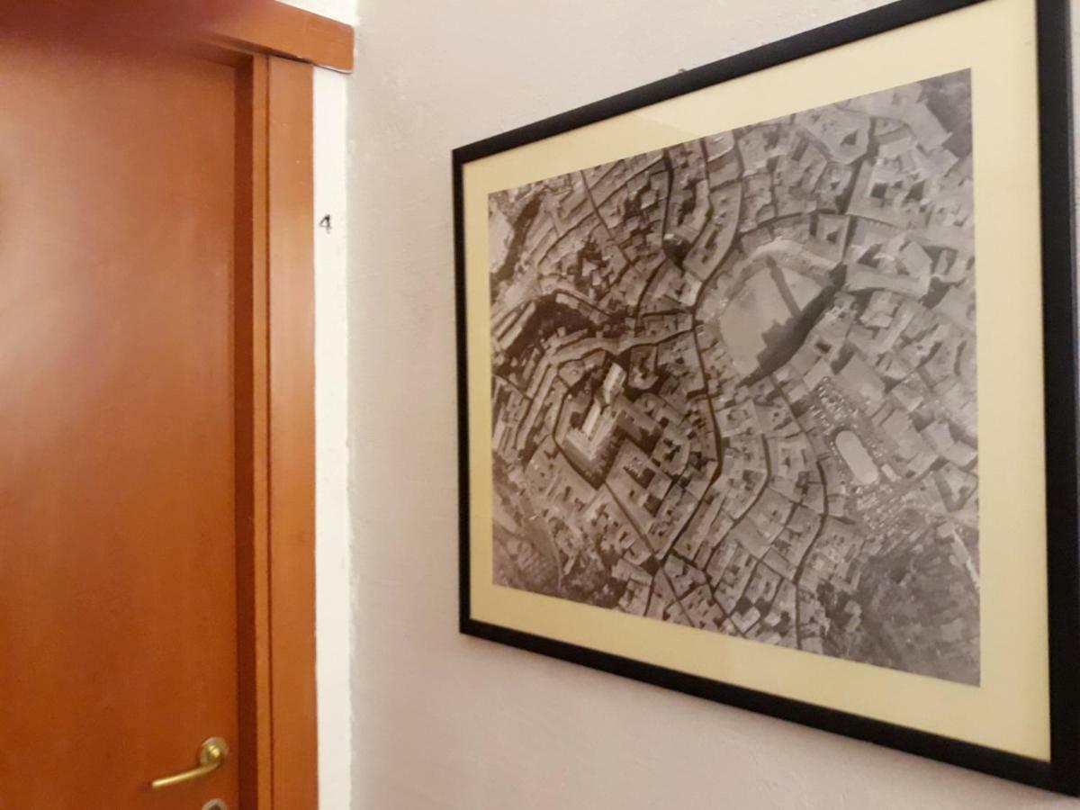 Hotel Bed In Siena Zewnętrze zdjęcie